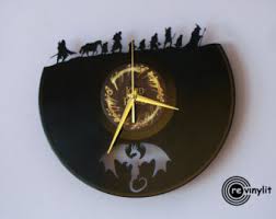 hobbit clock