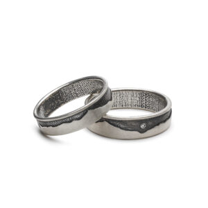Custom mountain wedding ring